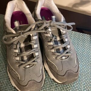 Grey Ladies sketchers